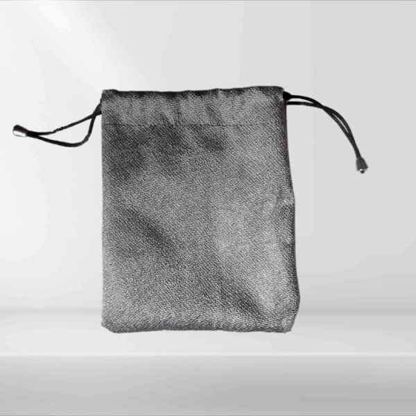 Funda Protectora para Cubos WCA – Acolchada y Compacta ¿Te gustaría que la descripción se enfoque en un diseño más premium o económico?