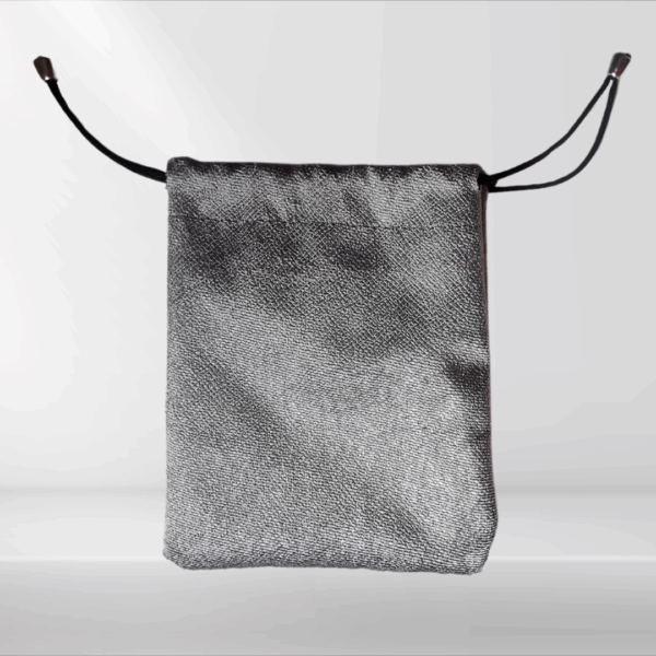 Funda Protectora para Cubos WCA – Acolchada y Compacta ¿Te gustaría que la descripción se enfoque en un diseño más premium o económico?